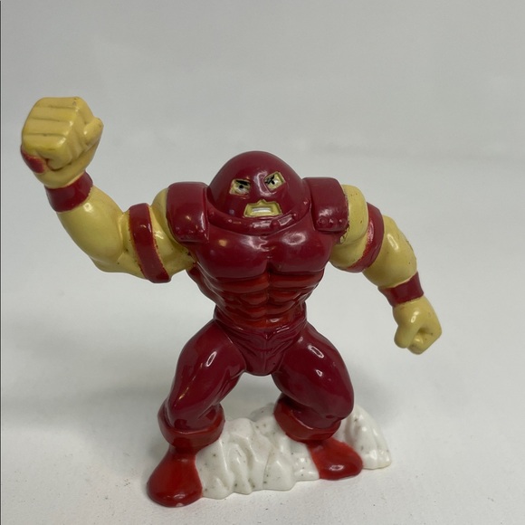 Juggernaut mini-figure Marvel Zizzle Zizzlingers collection 2005. - Picture 1 of 6